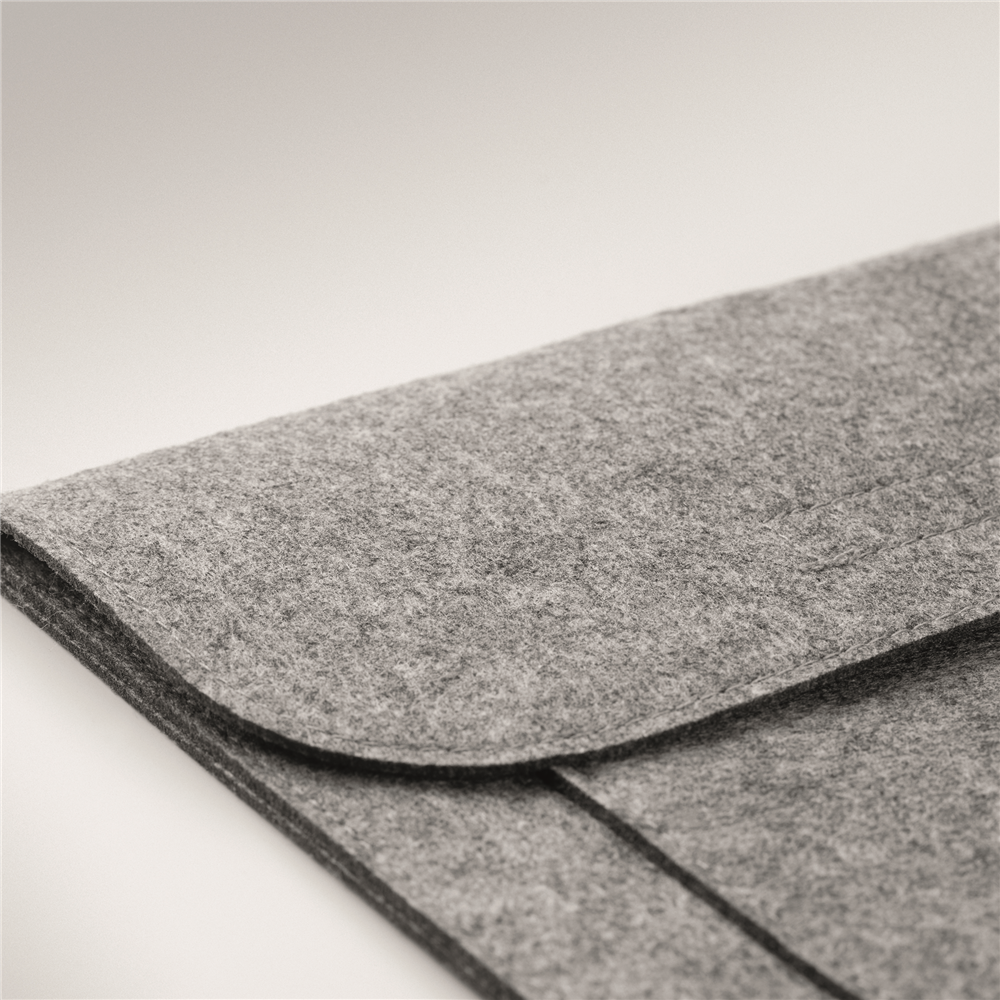 15 inch Felt Laptop Pouch_GREY_DETAILEDIMAGE_back_2