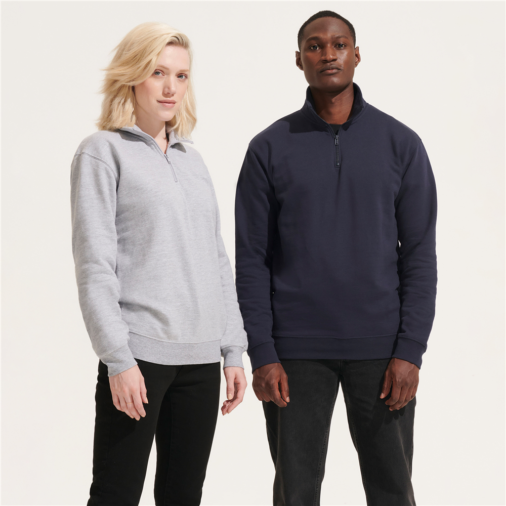 Premium Unisex Zip-Neck Pullover_BOTTLE GREEN_DETAILEDIMAGE_front_0