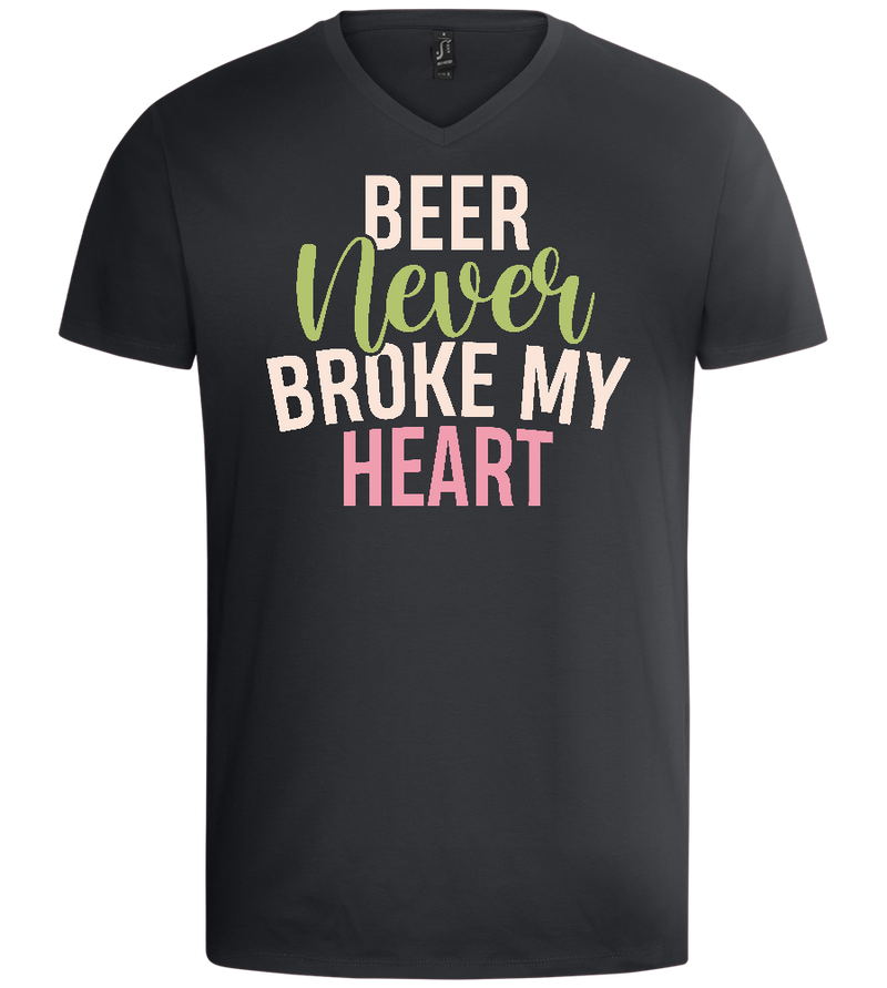 Never Broke My Heart Design - Basic men's v-neck t-shirt_DARK GRAY_front