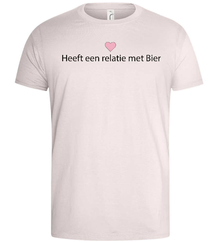 Verliefd op Bier Design - Basic men's t-shirt_LIGHT PINK_front