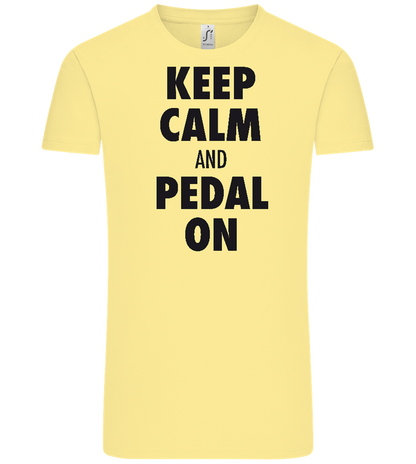 Keep Calm and Pedal On Design - Comfort Unisex T-Shirt_AMARELO CLARO_front