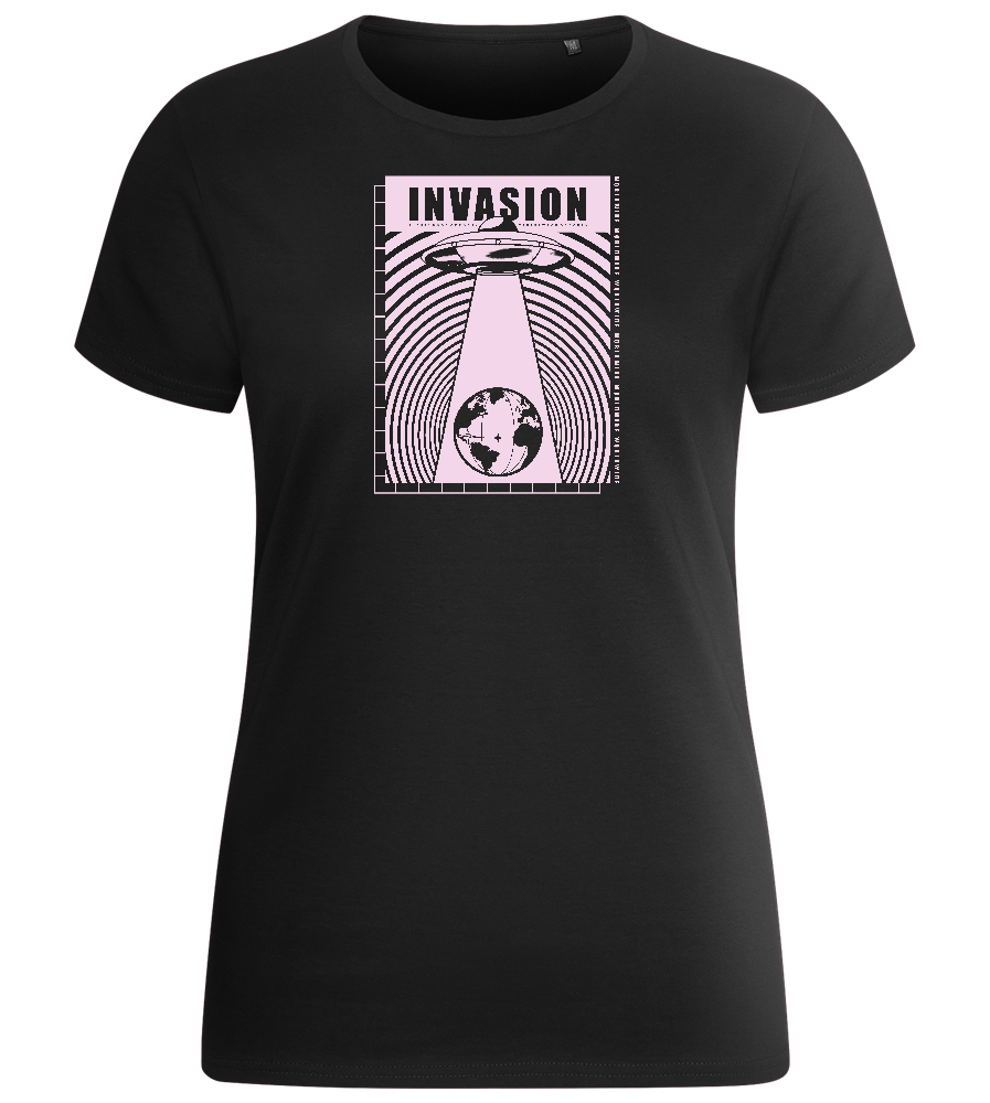 Invasion Ufo Design - Basic women's fitted t-shirt_DEEP BLACK_front