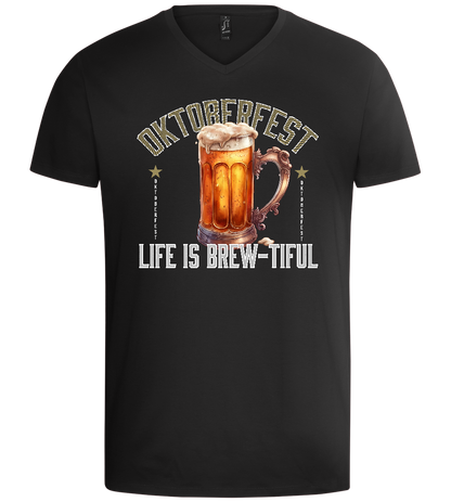 Life is Brew-tiful Design - Basic men's v-neck t-shirt_DEEP BLACK_front