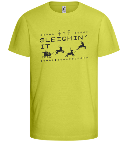 Sleighin' It Design - Basic kids t-shirt_GREEN APPLE_front