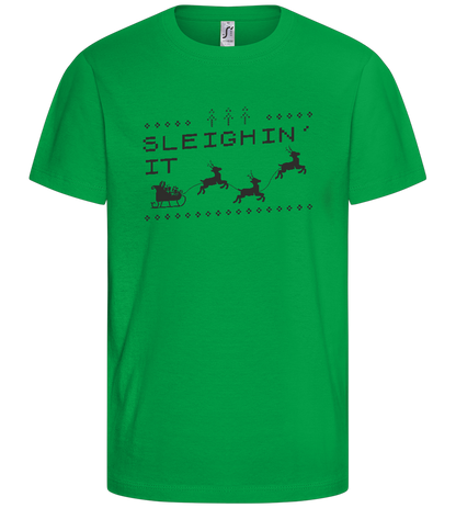 Sleighin' It Design - Basic kids t-shirt_MEADOW GREEN_front