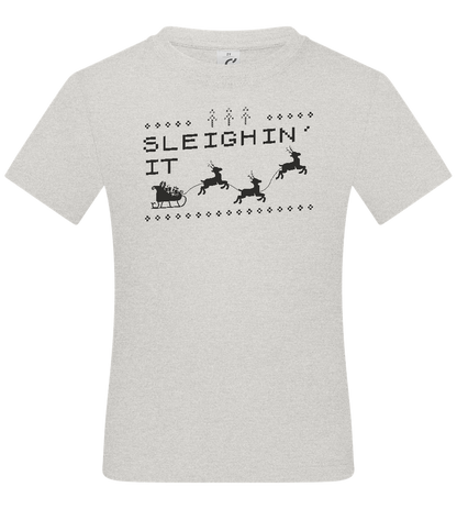 Sleighin' It Design - Basic kids t-shirt_VIBRANT WHITE_front