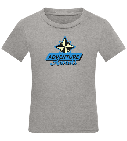 Adventure Awaits Design - Comfort kids fitted t-shirt_ORION GREY_front