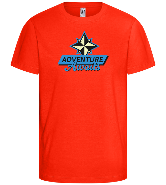 Adventure Awaits Design - Comfort kids fitted t-shirt_RED_front