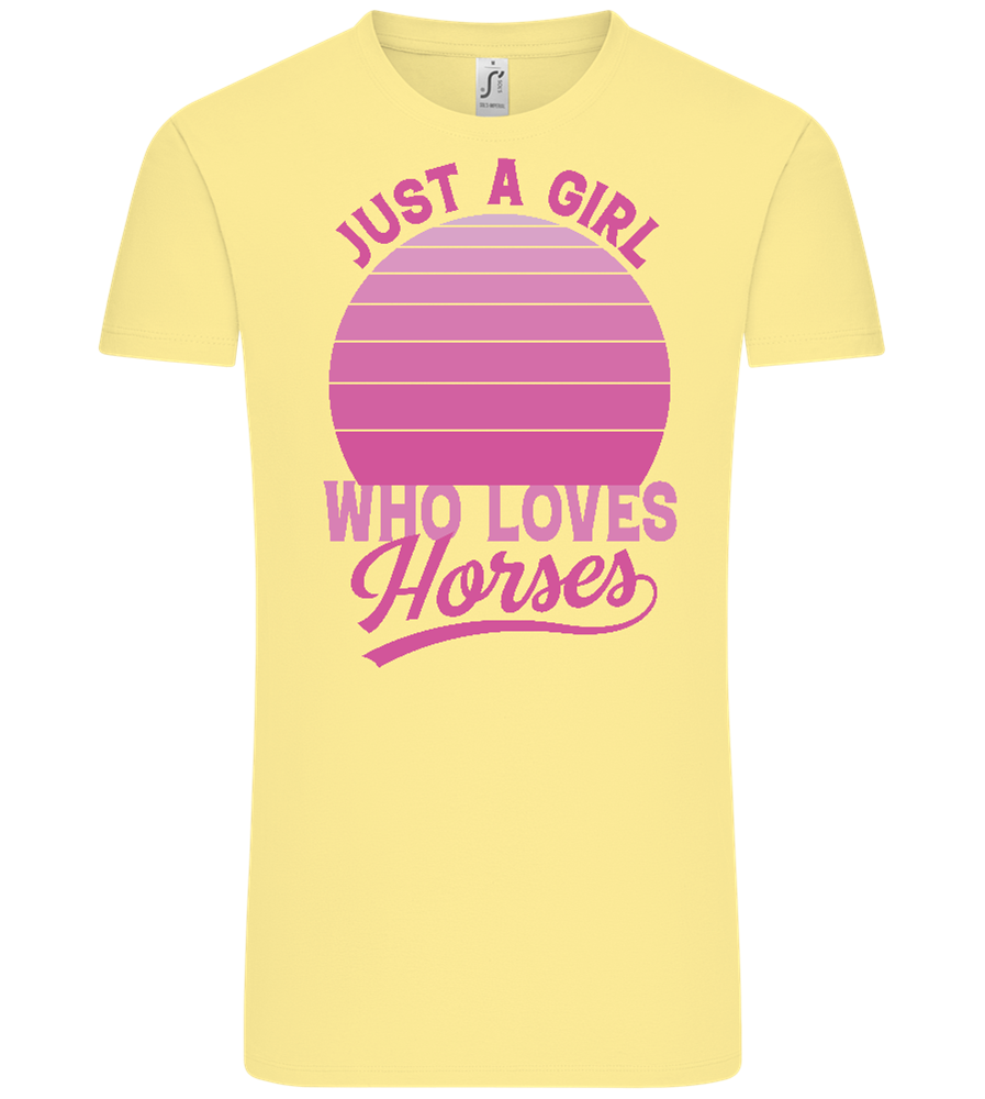 Just a Girl Who Loves Horses Design - Comfort Unisex T-Shirt_AMARELO CLARO_front