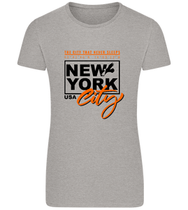 The City That Never Sleeps Design - Basic women's fitted t-shirt