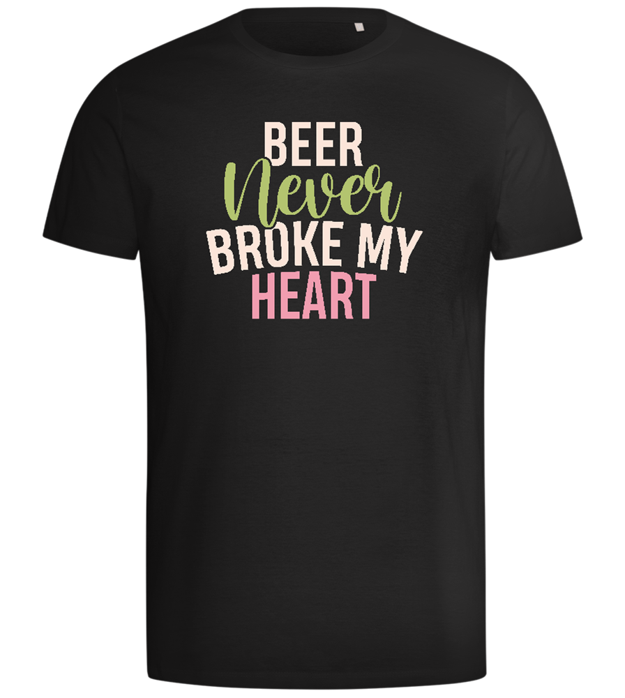 Never Broke My Heart Design - Comfort men's t-shirt_DEEP BLACK_front