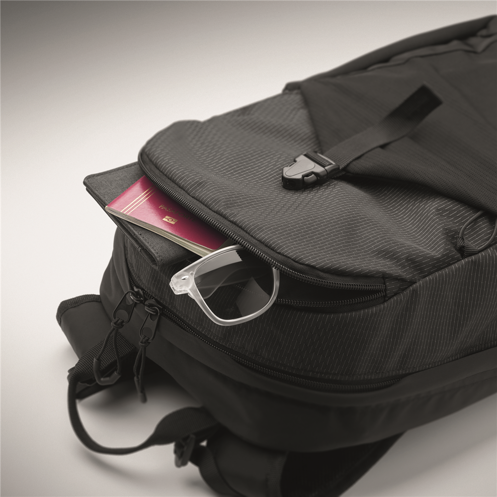 Hiking Backpack (16L)_BLACK_DETAILEDIMAGE_back_9