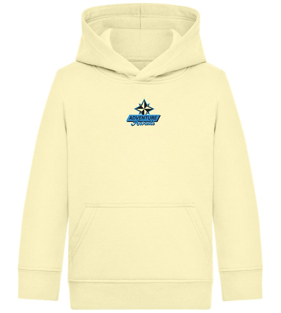 Adventure Awaits Design - Comfort Kids Hoodie_AMARELO CLARO_front