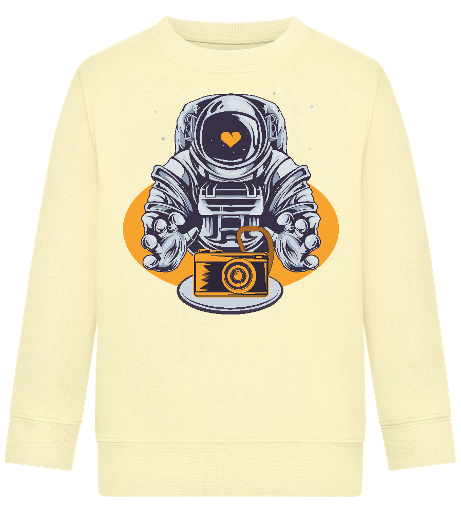 Spaceman Camera Design - Comfort Kids Sweater_AMARELO CLARO_front