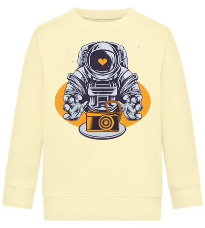 Spaceman Camera Design - Comfort Kids Sweater_AMARELO CLARO_front