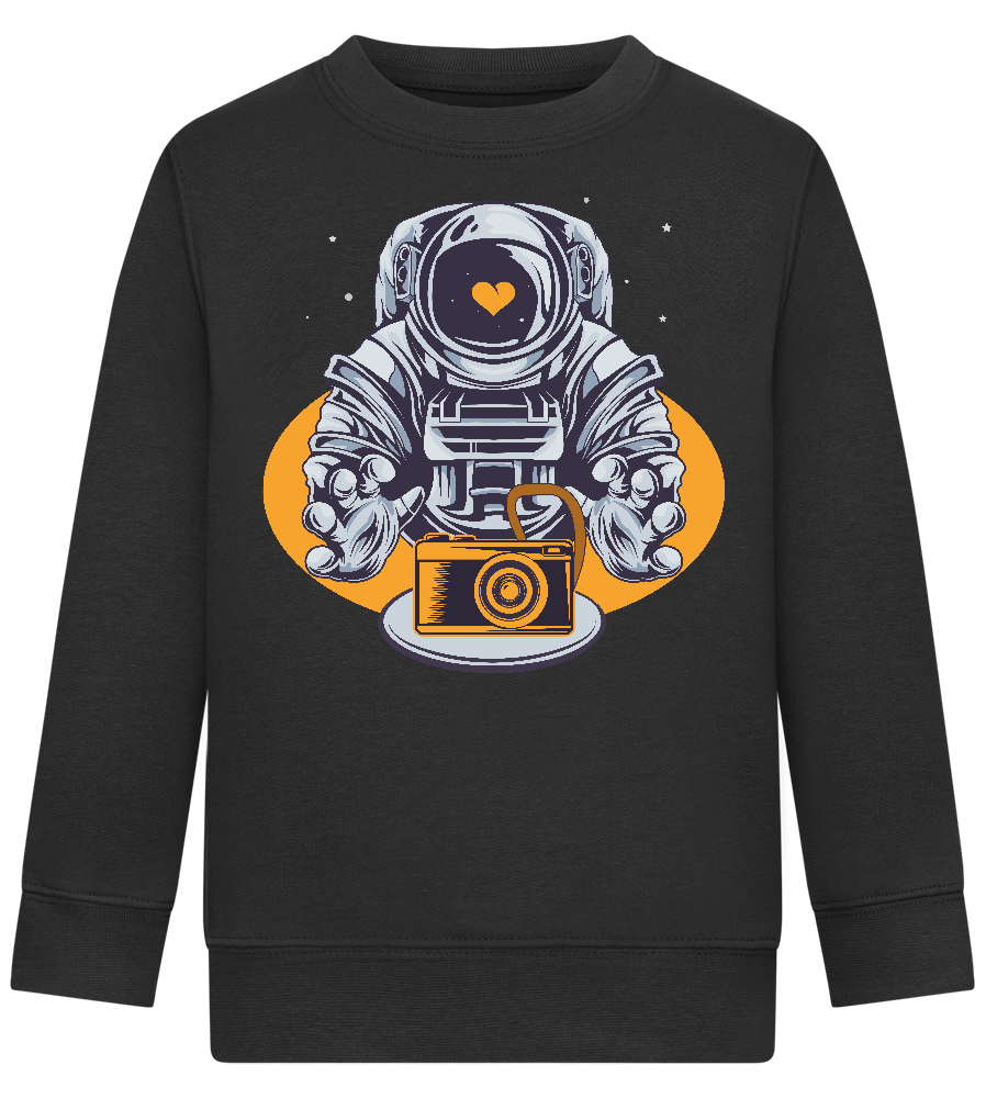 Spaceman Camera Design - Comfort Kids Sweater_BLACK_front