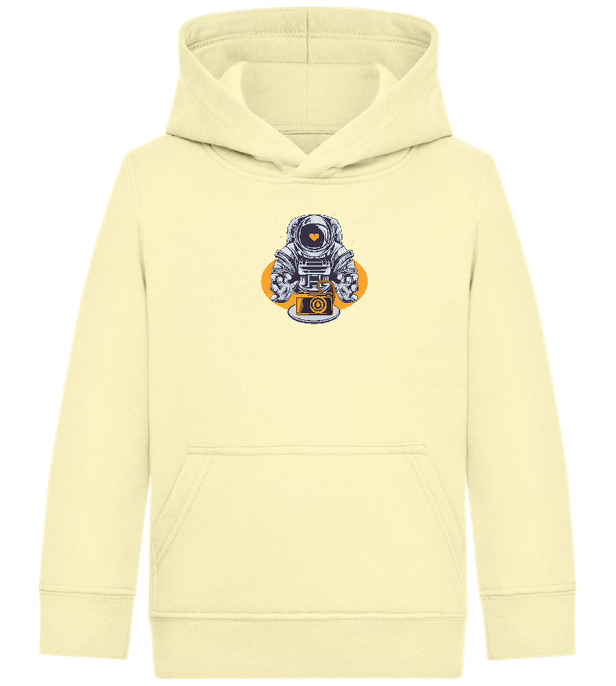 Spaceman Camera Design - Comfort Kids Hoodie_AMARELO CLARO_front