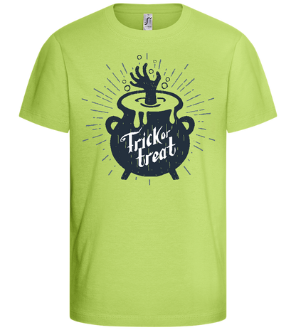 Spooky Cauldron Design - Basic kids t-shirt_GREEN APPLE_front