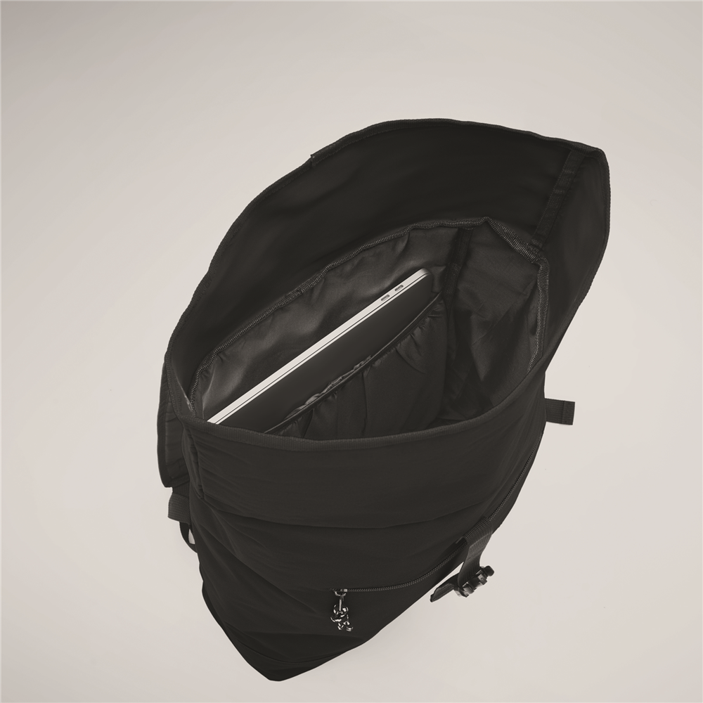 Rolltop Laptop Backpack with Padded Back_BLACK_DETAILEDIMAGE_back_1