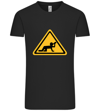 Drunk Warning Sign Design - Comfort Unisex T-Shirt_DEEP BLACK_front