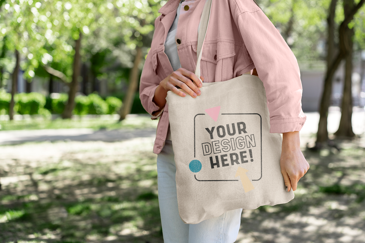 Customize your tote bag with ShirtUp!.