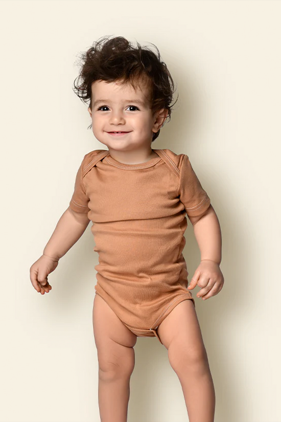 Personaliza tu propio body para bebé de la mejor calidad con ShirtUp!.