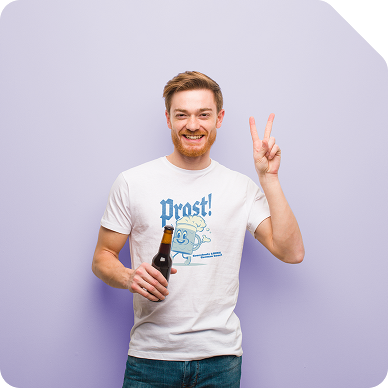 Personaliza camisetas, sudaderas y todo tipo de prendas o accesorios con diseños de cerveza e ilustraciones de cerveza.