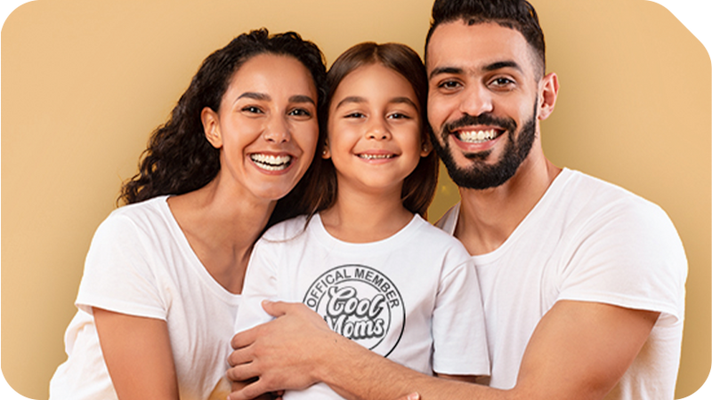 Personaliza ropa para toda la familia con diseños familiares en ShirtUp!.