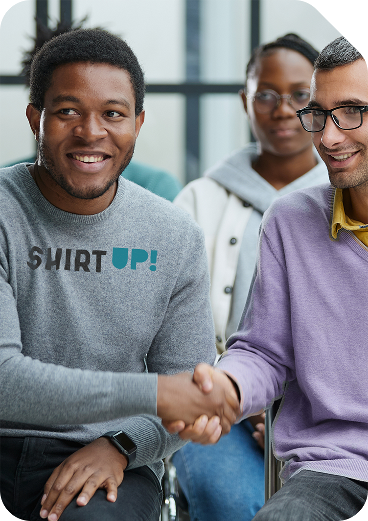 Personalizza l'abbigliamento per eventi aziendali, fiere e seminari con ShirtUp!