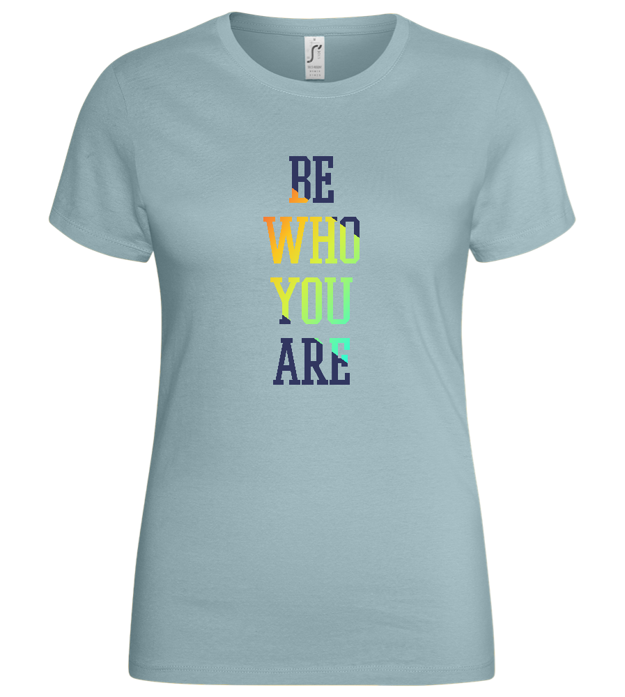 Who You Are Gradient Design - Basic women's t-shirt_PURE GRAY_front