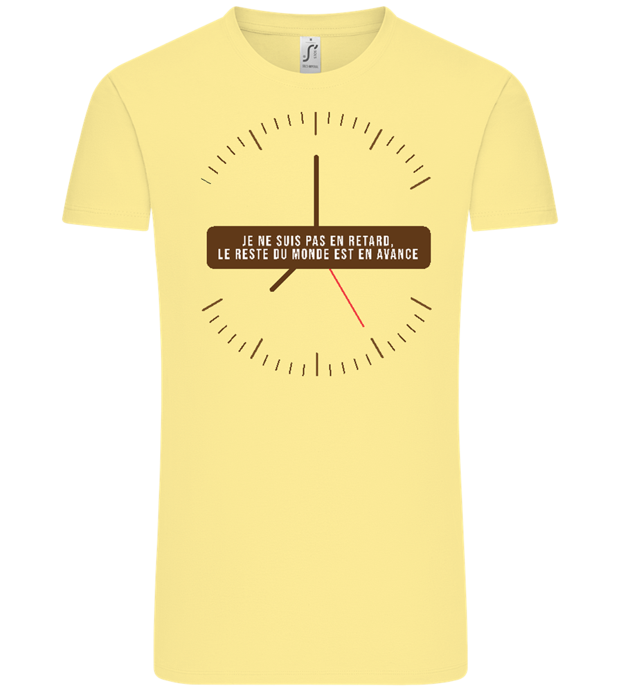 Never Late Design - Comfort Unisex T-Shirt_AMARELO CLARO_front