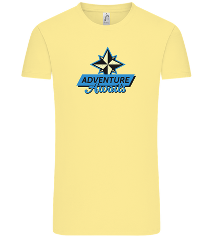 Adventure Awaits Design - Comfort Unisex T-Shirt_AMARELO CLARO_front
