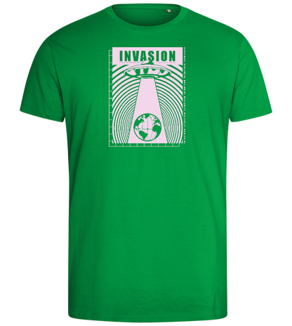 Invasion Ufo Design - Comfort men's fitted t-shirt_MEADOW GREEN_front