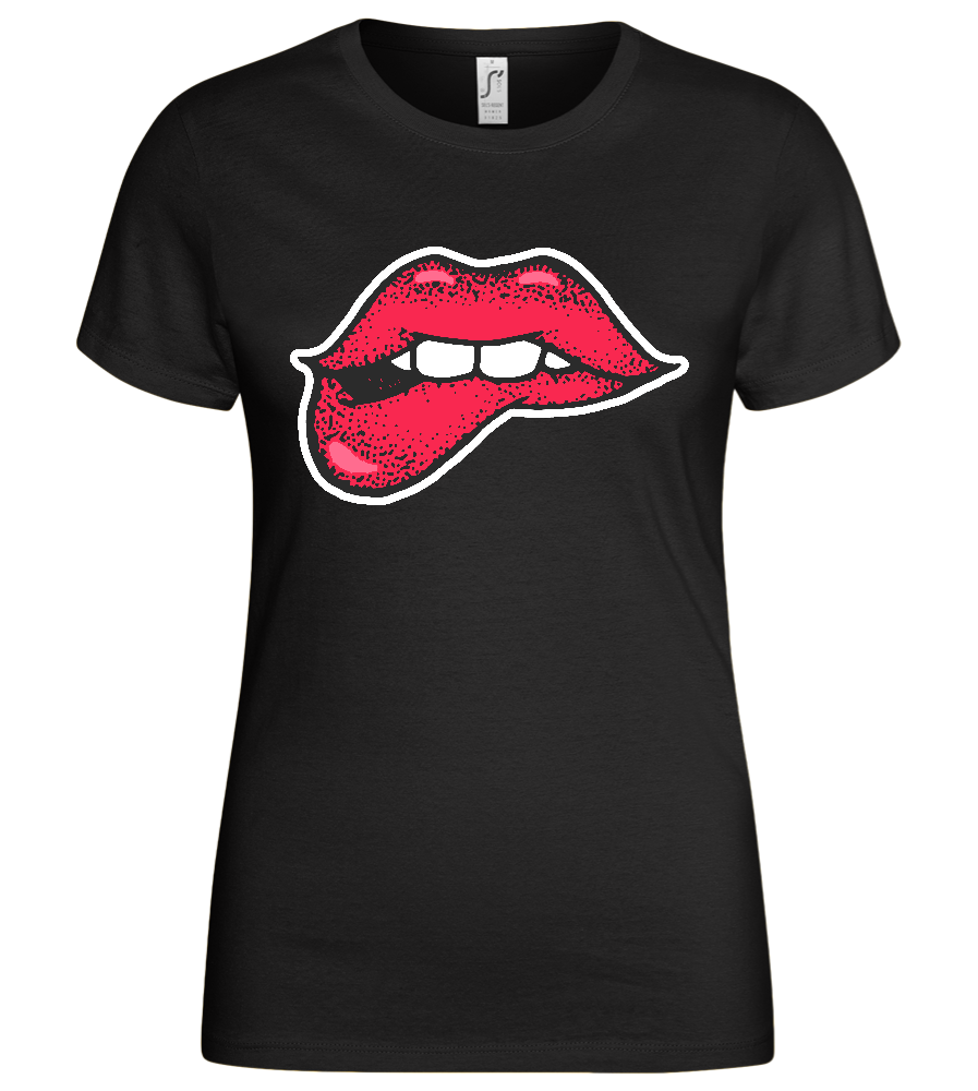 Lip Bite Design - Basic women's t-shirt_DEEP BLACK_front