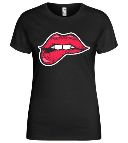 Lip Bite Design - Basic women's t-shirt_DEEP BLACK_front