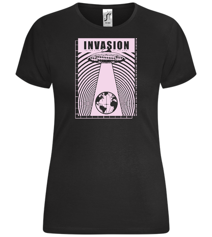 Invasion Ufo Design - Comfort women's t-shirt_DEEP BLACK_front