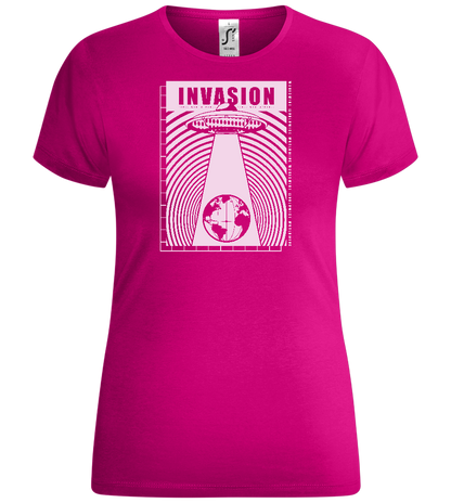 Invasion Ufo Design - Comfort women's t-shirt_FUCHSIA_front