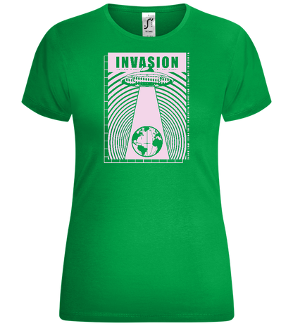 Invasion Ufo Design - Comfort women's t-shirt_MEADOW GREEN_front