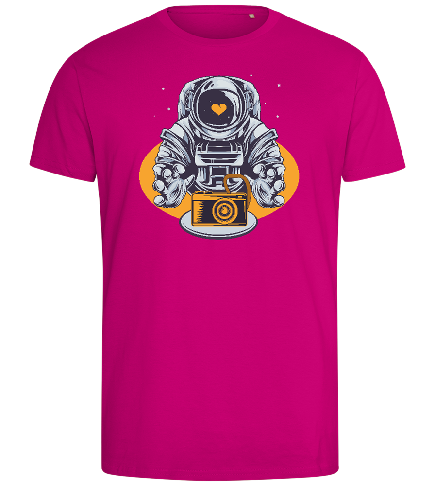 Spaceman Camera Design - Comfort men's fitted t-shirt_FUCHSIA_front