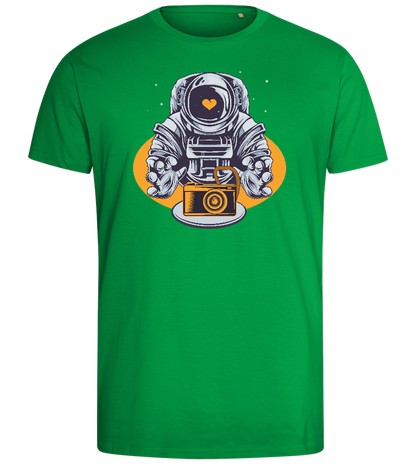 Spaceman Camera Design - Comfort men's fitted t-shirt_MEADOW GREEN_front