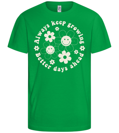 Keep Growing Smiley Design - Basic kids t-shirt_MEADOW GREEN_front