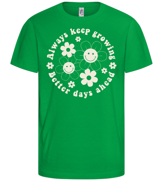 Keep Growing Smiley Design - Basic kids t-shirt_MEADOW GREEN_front