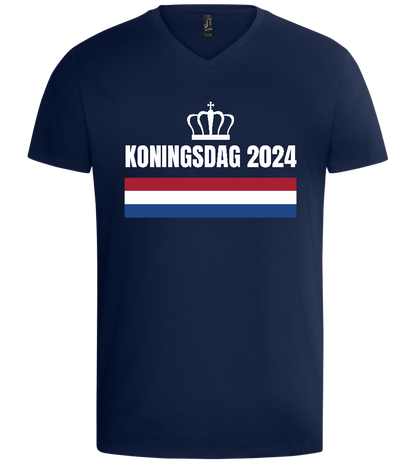 Kingsday Flag Design - Basic men's v-neck t-shirt_MARINE_front