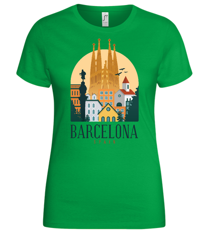 Sagrada Familia in Barcelona Design - Basic women's t-shirt_MEADOW GREEN_front