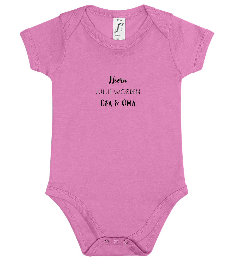 Hoera Opa en Oma Design - Baby bodysuit_PINK ORCHID_front