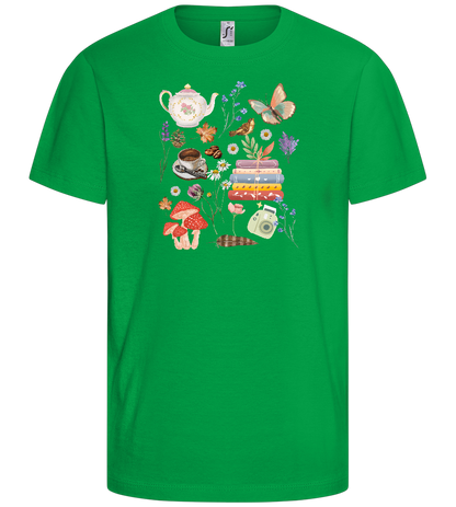 Autumn Vibes Design - Basic kids t-shirt_MEADOW GREEN_front