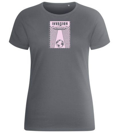 Invade Earth Design - Basic women's fitted t-shirt_MOUSE GREY_front