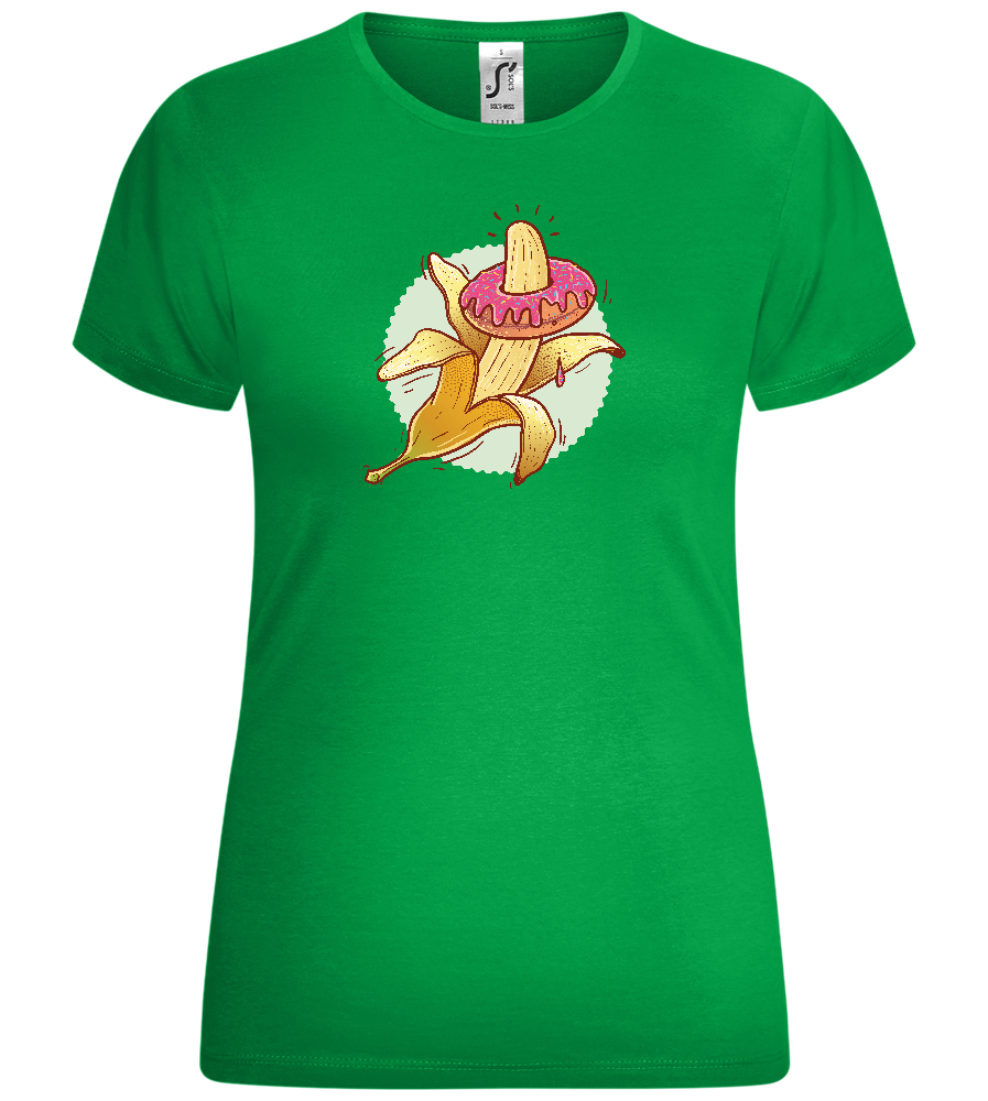 Banana Donut Design - Comfort women's t-shirt_MEADOW GREEN_front