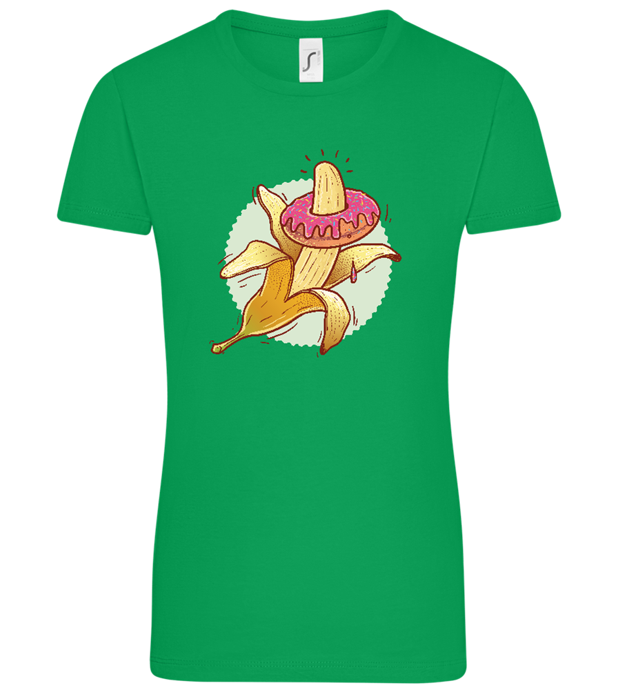 Banana Donut Design - Comfort women's t-shirt_MEADOW GREEN_front