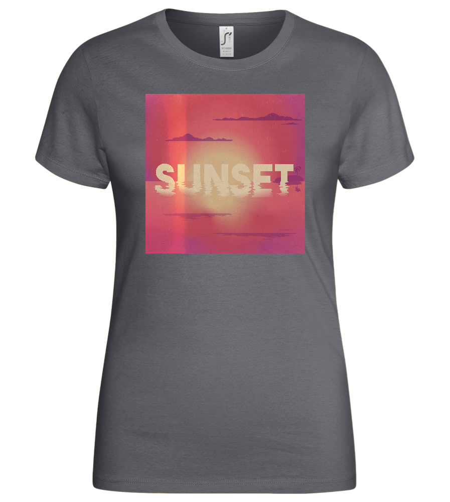 Sunset in Sea Design - Basic women's t-shirt_MOUSE GREY_front